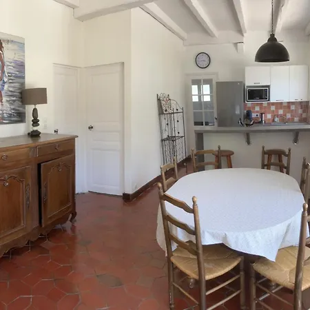 Semesterbostad Maison 100 M2 Plein Pied Pour 6 Personnes 300 M De La