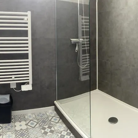 Maison 100 M2 Plein Pied Pour 6 Personnes 300 M De La Chaucre