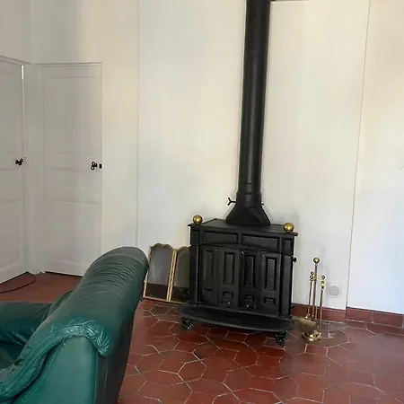 Maison 100 M2 Plein Pied Pour 6 Personnes 300 M De La *