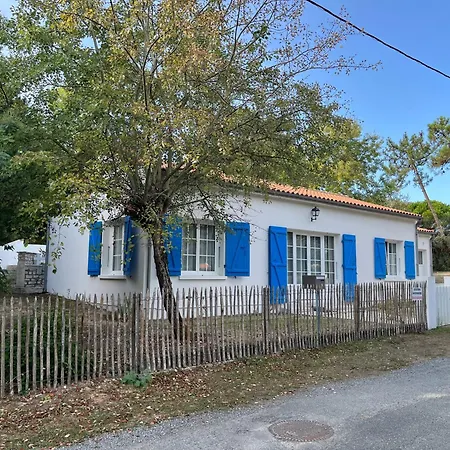 Hébergement de vacances Maison 100 M2 Plein Pied Pour 6 Personnes 300 M De La
