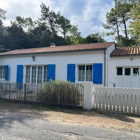 Maison 100 M2 Plein Pied Pour 6 Personnes 300 M De La *